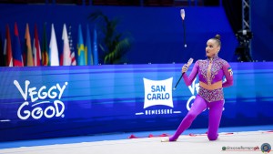 aa q karika polina ukr sfe01438 copia simone ferraro ph